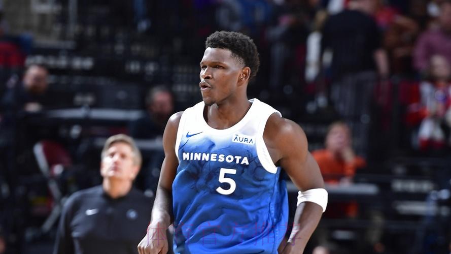 常规赛1月17日：森林狼VS火箭